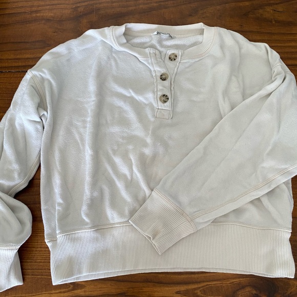 White AE sweater - Picture 2 of 2